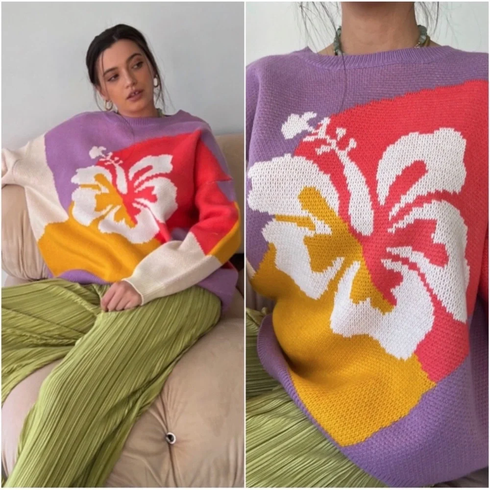 1 LEFT! Gorgeous Transitional Winter To Spring Hibiscus Hawaiian Flower Sweater - Picture 2 of 3